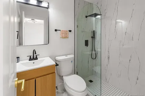 652 NE Wax Myrtle Way Jensen Beach FL 34957