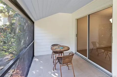 652 NE Wax Myrtle Way Jensen Beach FL 34957