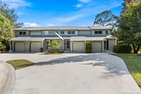 652 NE Wax Myrtle Way Jensen Beach FL 34957