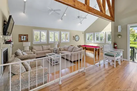 652 NE Wax Myrtle Way Jensen Beach FL 34957