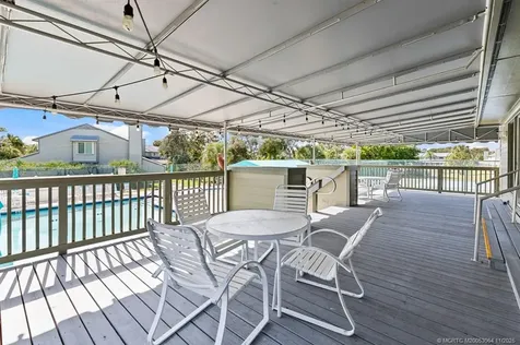 652 NE Wax Myrtle Way Jensen Beach FL 34957