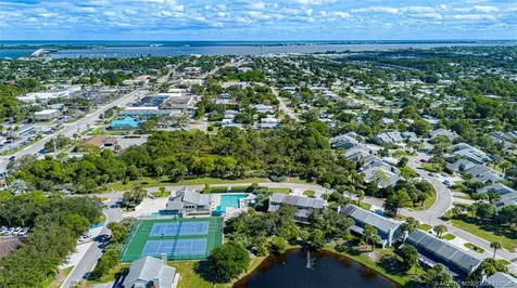 652 NE Wax Myrtle Way Jensen Beach FL 34957