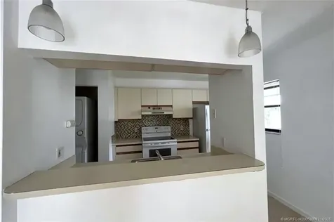 6543 SE Federal Highway Stuart FL 34997