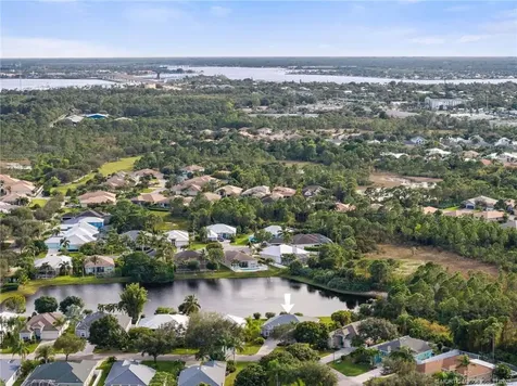 510 NW Fetterbush Way Jensen Beach FL 34957