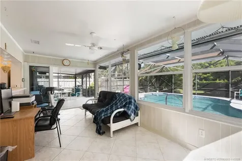 477 SW Seabreeze Lane Port St Lucie FL 34983