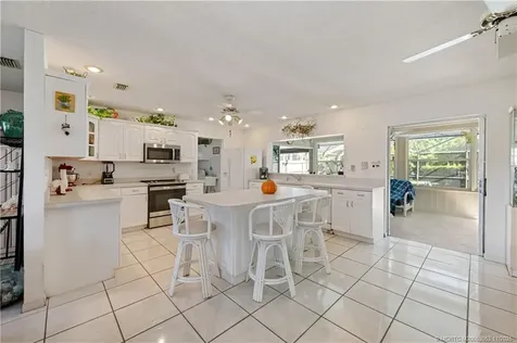 477 SW Seabreeze Lane Port St Lucie FL 34983