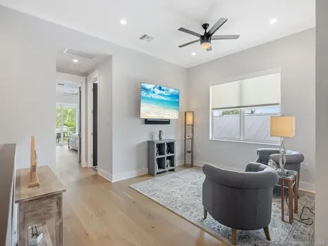 417 SW Akron Avenue Stuart FL 34994