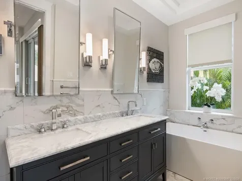 417 SW Akron Avenue Stuart FL 34994