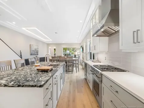 417 SW Akron Avenue Stuart FL 34994