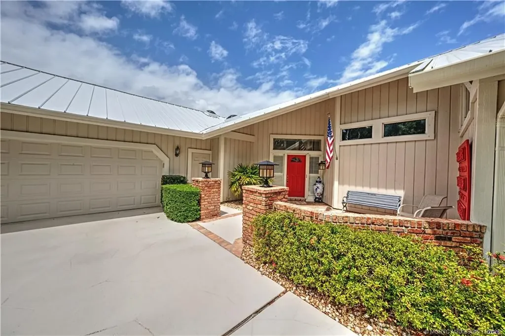 5903 SE Glen Eagle Way Stuart FL 34997