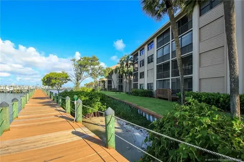 4720 NE Sandpebble Trace Stuart FL 34996