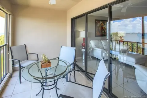 4720 NE Sandpebble Trace Stuart FL 34996