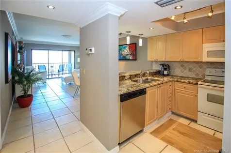 4720 NE Sandpebble Trace Stuart FL 34996