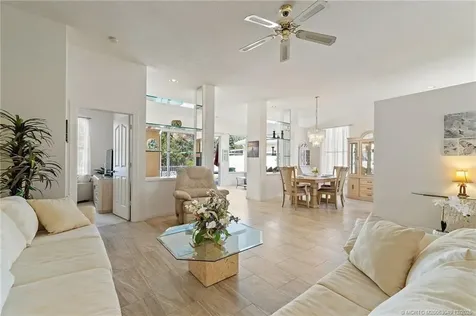 7756 SE Bay Cedar Circle Hobe Sound FL 33455