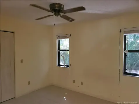 2366 SE Country Club Lane Stuart FL 34996