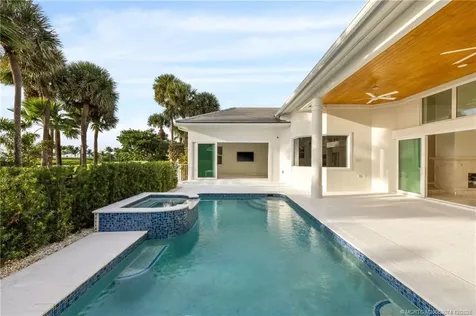 2925 SE Dune Drive Stuart FL 34996