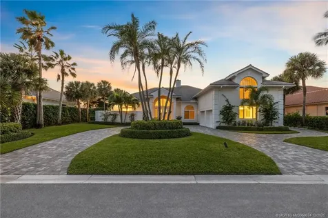 2925 SE Dune Drive Stuart FL 34996