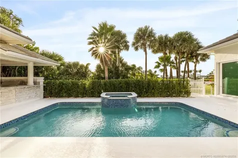 2925 SE Dune Drive Stuart FL 34996