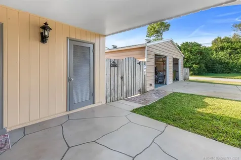 3194 SE Jefferson Street Stuart FL 34997