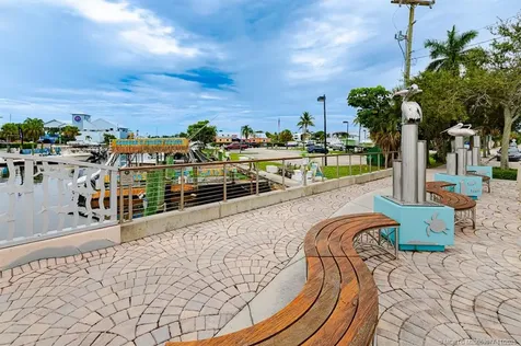 3194 SE Jefferson Street Stuart FL 34997