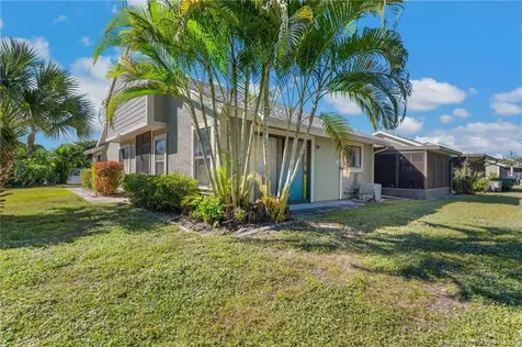1456 SE Colchester Circle Port St Lucie FL 34952