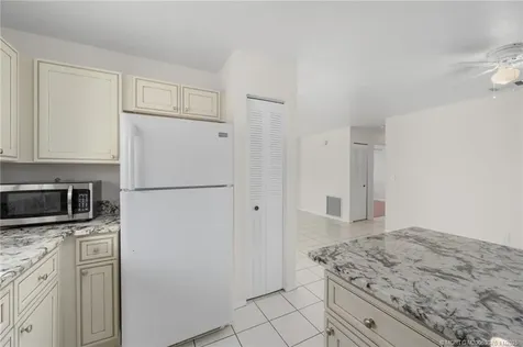 1456 SE Colchester Circle Port St Lucie FL 34952