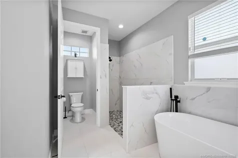 2662 SW Import Drive Port St Lucie FL 34987