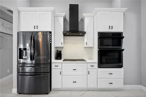 2662 SW Import Drive Port St Lucie FL 34987