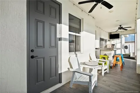 2662 SW Import Drive Port St Lucie FL 34987