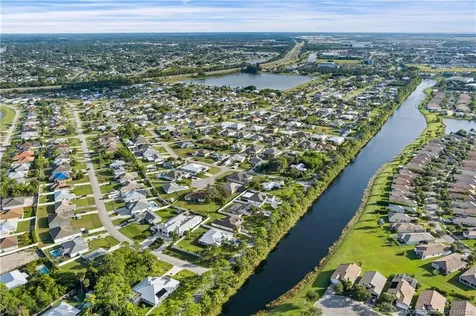 2662 SW Import Drive Port St Lucie FL 34987