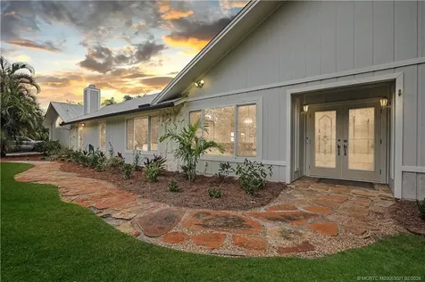 3717 SW Brassie Way Palm City FL 34990