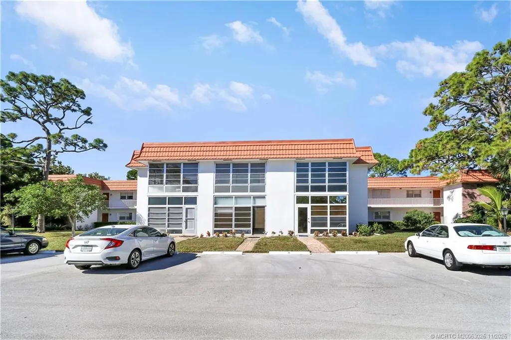 2600 SE Ocean Boulevard Stuart FL 34996