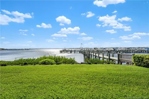 1600 NE Dixie Highway Jensen Beach FL 34957