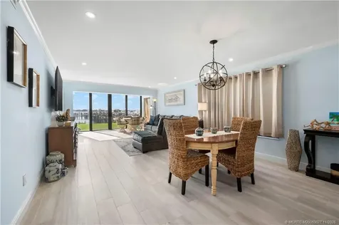 1600 NE Dixie Highway Jensen Beach FL 34957