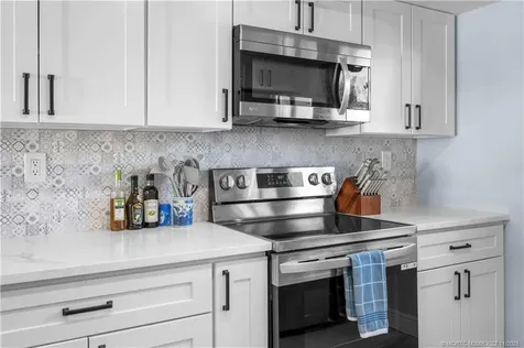 1600 NE Dixie Highway Jensen Beach FL 34957