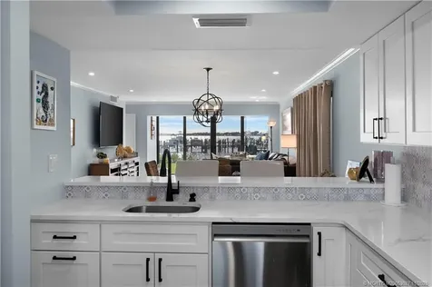 1600 NE Dixie Highway Jensen Beach FL 34957