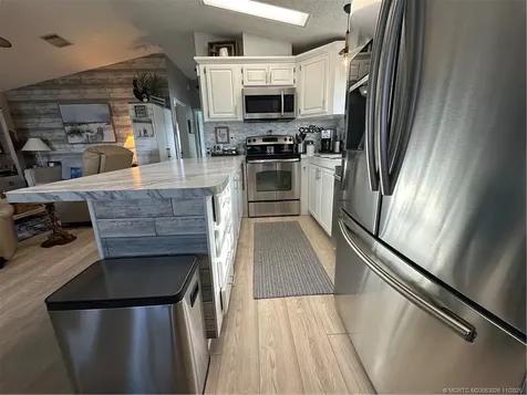 5359 Montego Circle Hutchinson Island FL 34949