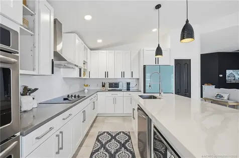 323 NW Emilia Way Jensen Beach FL 34957