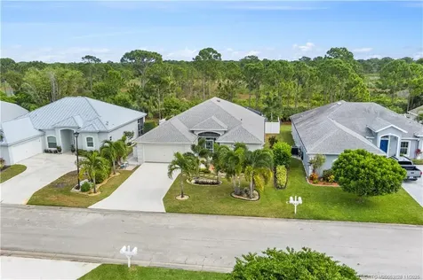 323 NW Emilia Way Jensen Beach FL 34957