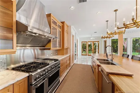 301 SE Harbor Point Drive Stuart FL 34996