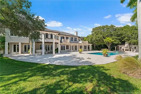 301 SE Harbor Point Drive Stuart FL 34996