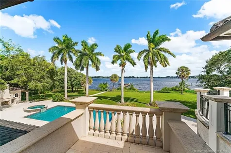 301 SE Harbor Point Drive Stuart FL 34996