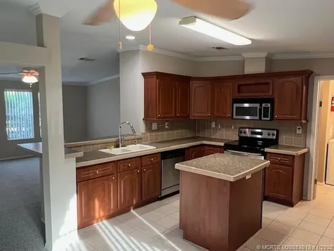 6298 S Ash Lane Lantana FL 33462