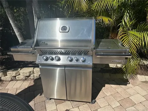 397 NW Chipshot Lane Port St Lucie FL 34986