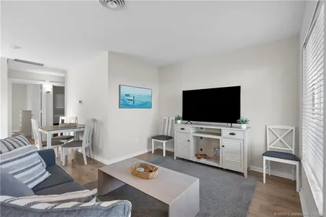 2725 NE Indian River Drive Jensen Beach FL 34957