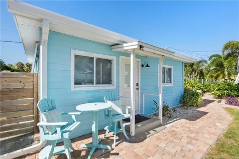 2725 NE Indian River Drive Jensen Beach FL 34957