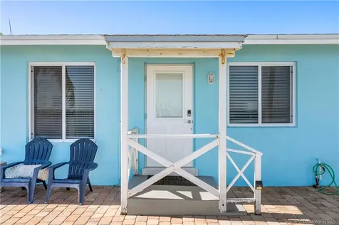 2725 NE Indian River Drive Jensen Beach FL 34957