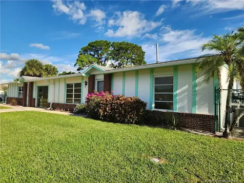 561 NW Floresta Drive Port St Lucie FL 34983