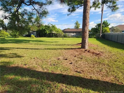 561 NW Floresta Drive Port St Lucie FL 34983