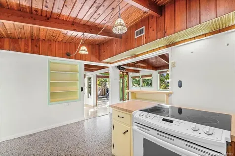 1395 NE Waveland Avenue Jensen Beach FL 34957